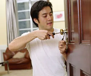 General Locksmith Store Willowbrook, IL 708-401-1100 - changing-locks